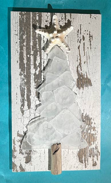 Shabby Plank Seaglass Christmas Tree - 14 in