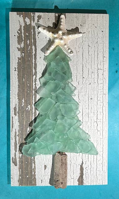 Shabby Plank Seaglass Christmas Tree - 14 in
