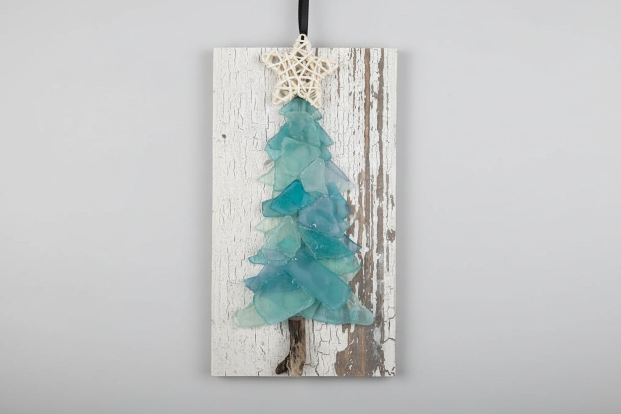 Shabby Plank Seaglass Tree Wicker Star w/o lights   